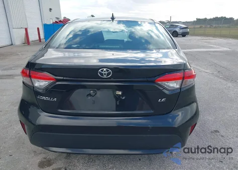 2021 Toyota Corolla Le z USA, uszkodzony, nr VIN 5YFEPMAE1MP191250